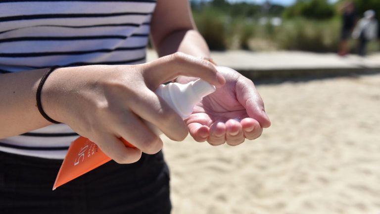 “It’s not normal that the Ministry of the Environment drags on so much”, protests a biologist