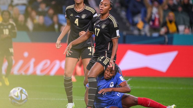 Kadidiatou Diani in check, Estelle Cascarino exceeded … The notes of the Blue after the draw against Jamaica