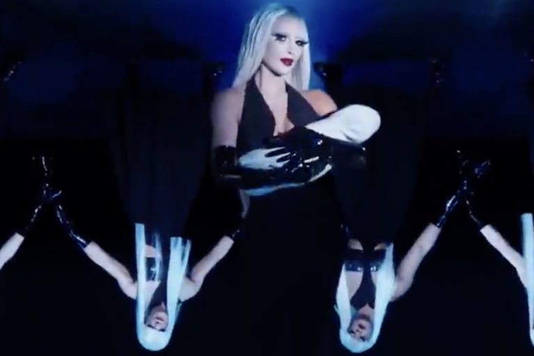 Kim Kardashian in American Horror Story trailer