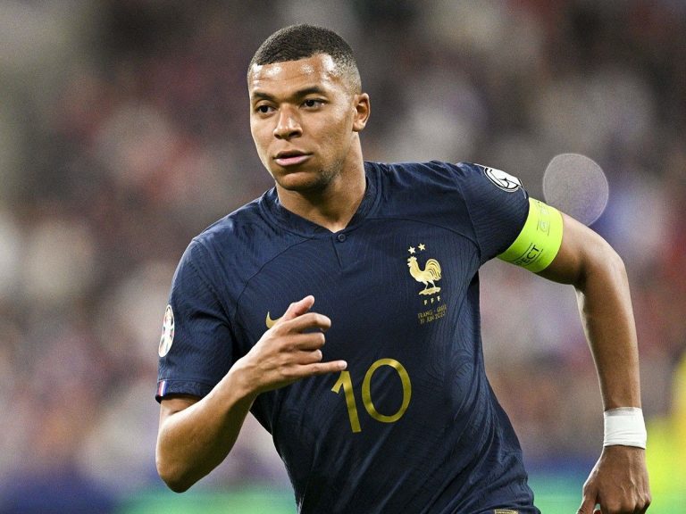 Kylian Mbappé speaks out to call for calm after the riots linked to the death of Nahel