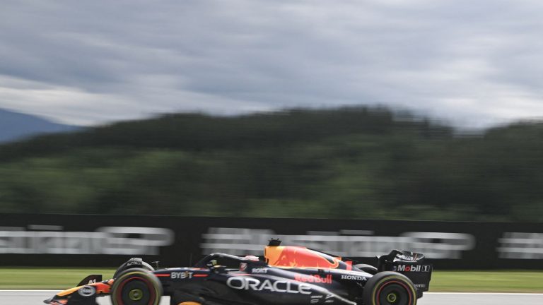 Max Verstappen flies over the Austrian Grand Prix and overtakes Ayrton Senna