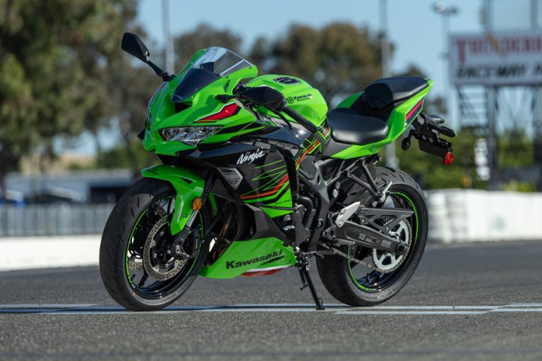 Motorcycle Kawasaki ZX-4R/RR 2023 |  Small displacement, immense pleasure