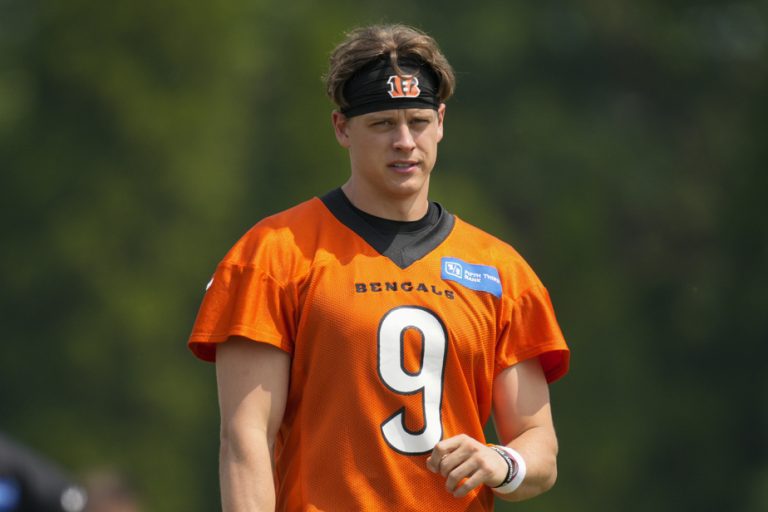 NFL |  Radio silence on negotiations between Joe Burrow and the Bengals