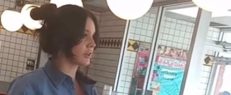 ON VIDEO |  A spectacular waitress: Lana Del Rey spotted serving pancakes!