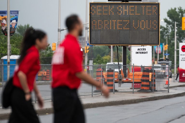 Ottawa |  Rain puts Canada Day festivities on hold