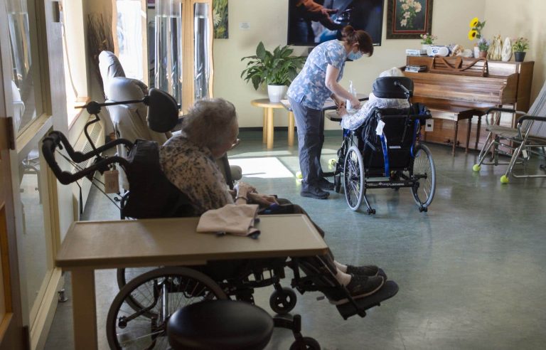 Ottawa launches public consultation on long-term care