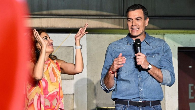 Pedro Sanchez creates surprise and hopes to stay in power