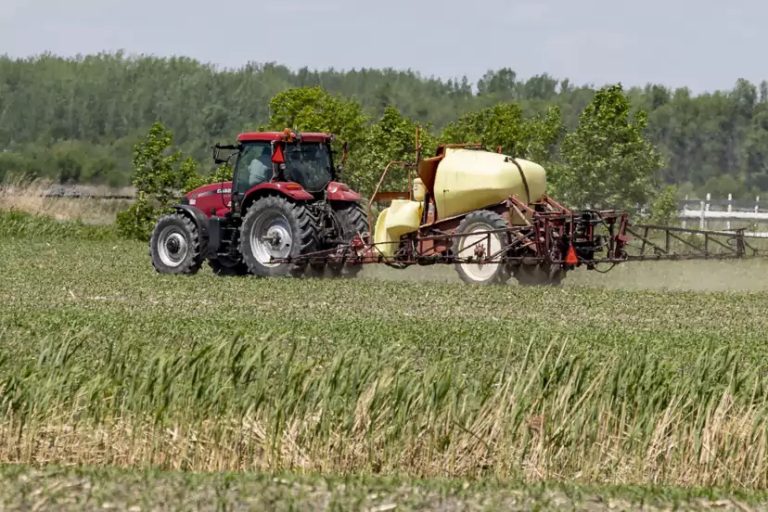 “Obstructed Transparency” at Health Canada |  A scientific adviser on pesticides slams the door