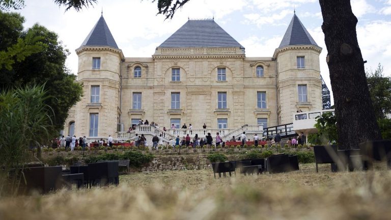 Political psychodrama in Marseille around the castle of Marcel Pagnol whose management is taken over by the town hall