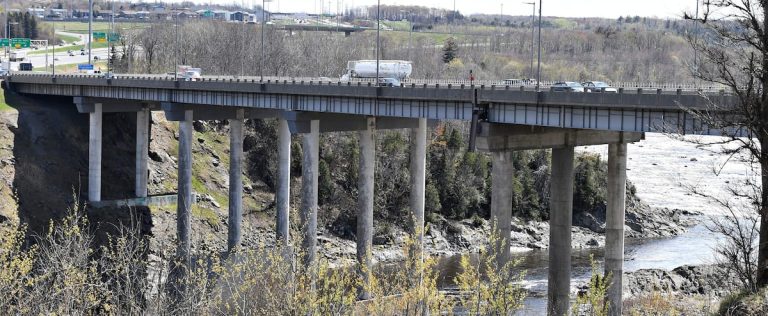 Pont Pierre-Laporte in Quebec: major congestion to be expected and sector to avoid during two weekends in August and September