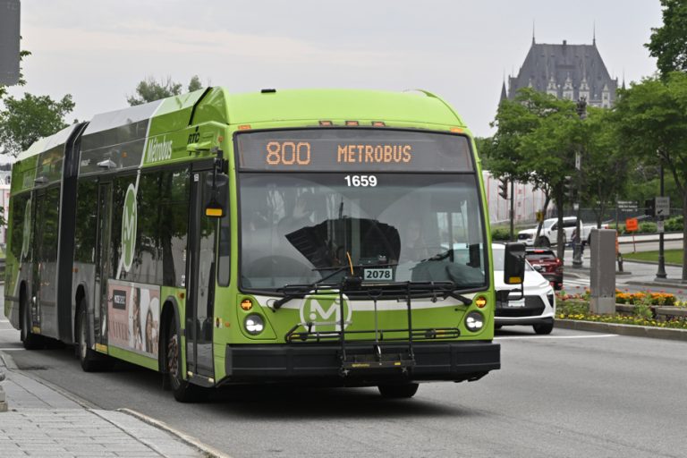 Quebec City’s 935 bus drivers go on strike