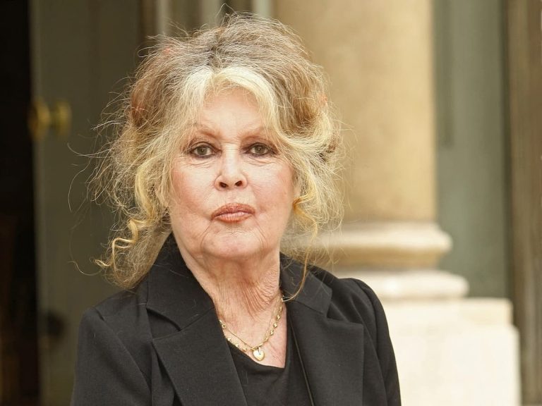 Saint-Tropez crazy with concern for its icon Brigitte Bardot!