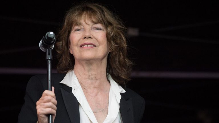 Singer and actress Jane Birkin, the English ingenue who stole the hearts of the French, died at 76