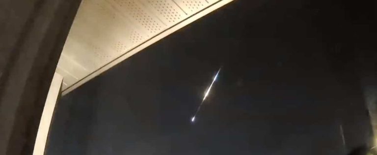 TO SEE: a meteor seen in the Quebec sky