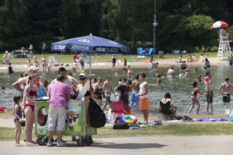 The beach at Parc Jean-Drapeau is reopened