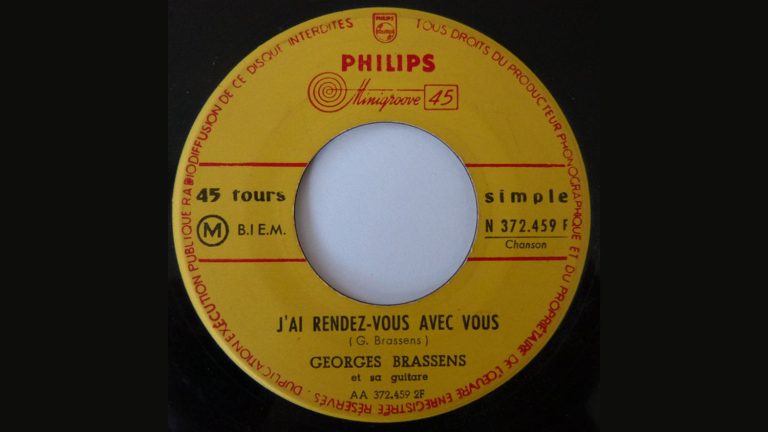 These songs that make the summer.  “I have a date with you”: love according to Georges Brassens