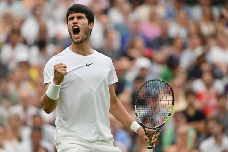 Wimbledon |  Carlos Alcaraz and Daniil Medvedev reach the eighth