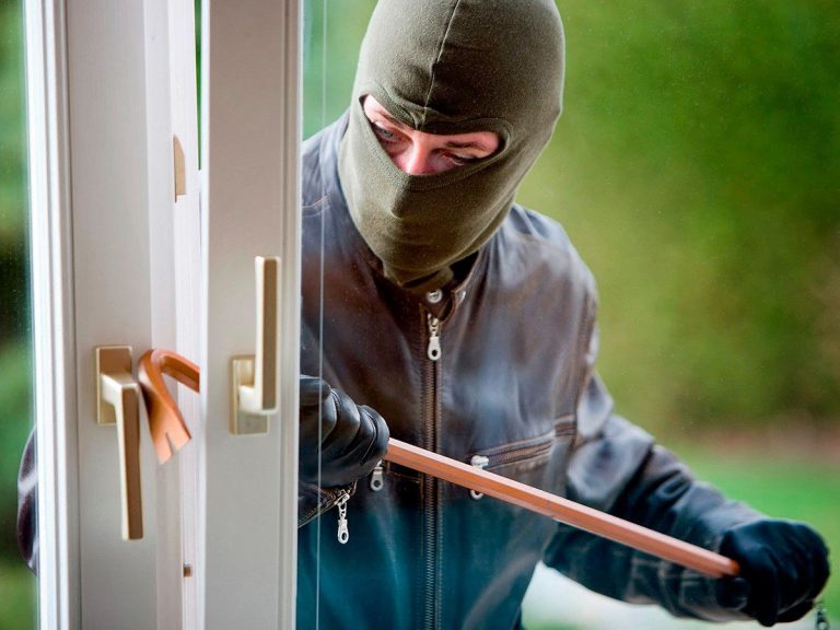 how to protect and secure your home during the holidays?