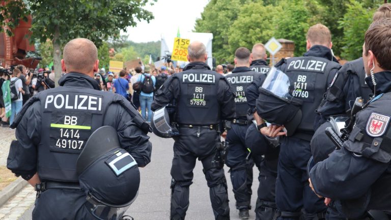 in Germany, “in the event of assault and battery, investigations are never carried out by the police themselves”