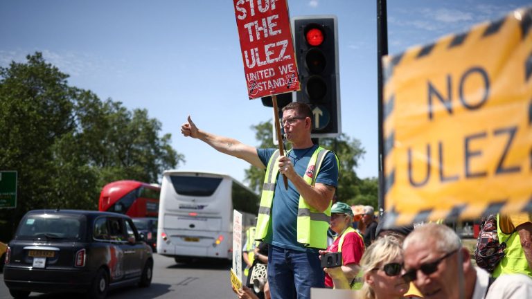 in London, the mayor wants to extend the tax for the most polluting vehicles