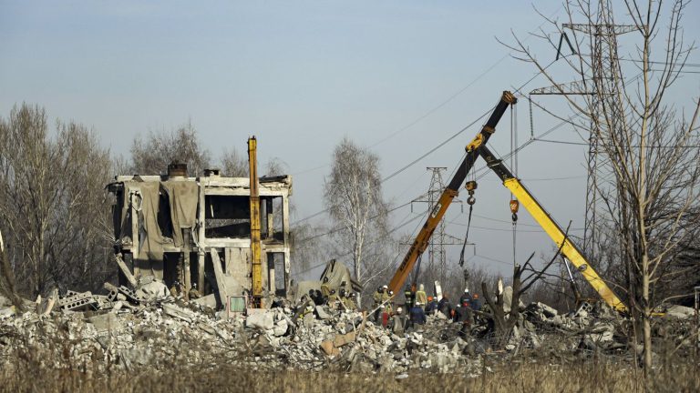 kyiv says it targeted Russian ‘training’ in town of Makiivka