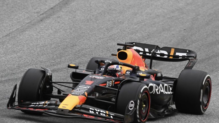 relive Max Verstappen’s quiet victory in Austria