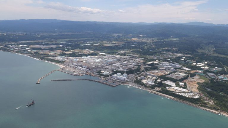 the IAEA wants to reassure the inhabitants of Fukushima before the waters of the nuclear power plant are discharged into the ocean