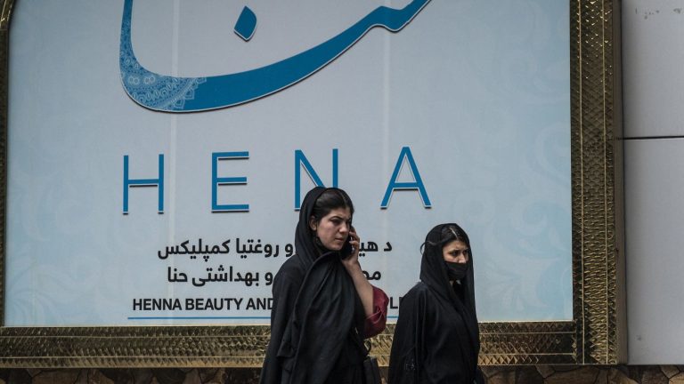 the Taliban now orders the closure of beauty salons