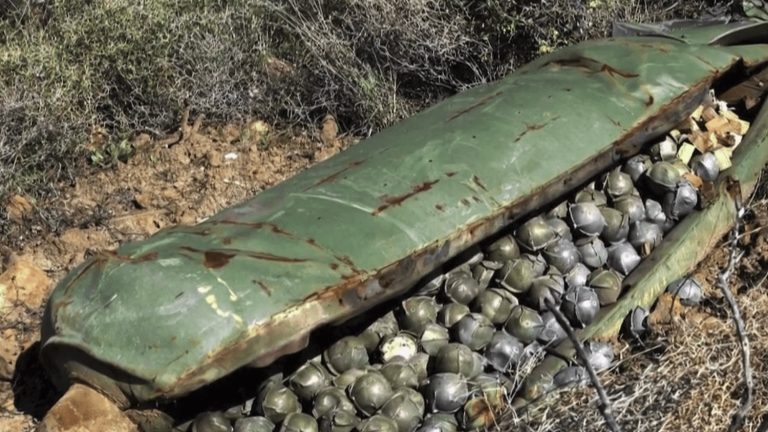 the United States will deliver cluster bombs