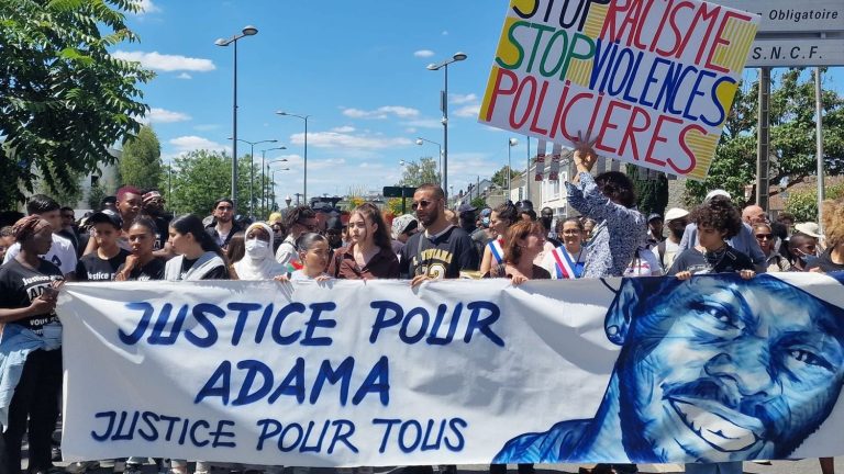 the march in memory of Adama Traoré divides the left