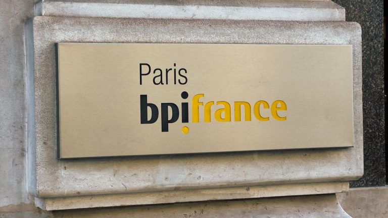 two deputies seize the Paris prosecutor for “possible conflicts of interest” within the bank