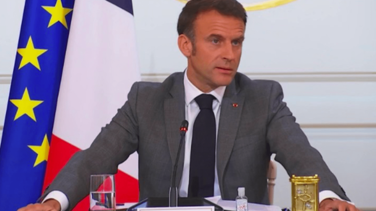 what points will Emmanuel Macron address during his interview for France 2 from New Caledonia?