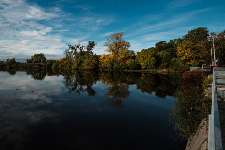 A cool and dry autumn in sight in Quebec