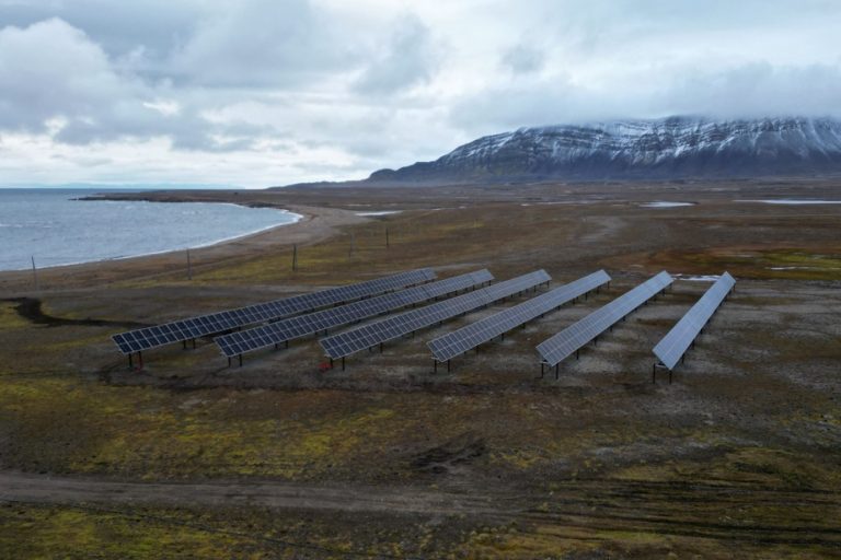 A solar installation comes into service 1300 km from the North Pole