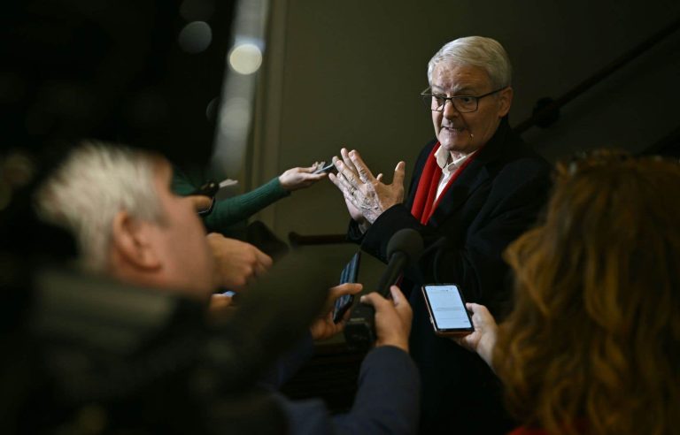 According to Marc Garneau, Canada must get closer to South Korea