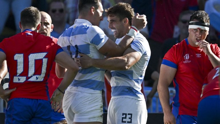 Argentina crushes Chile and will play its qualification against Japan