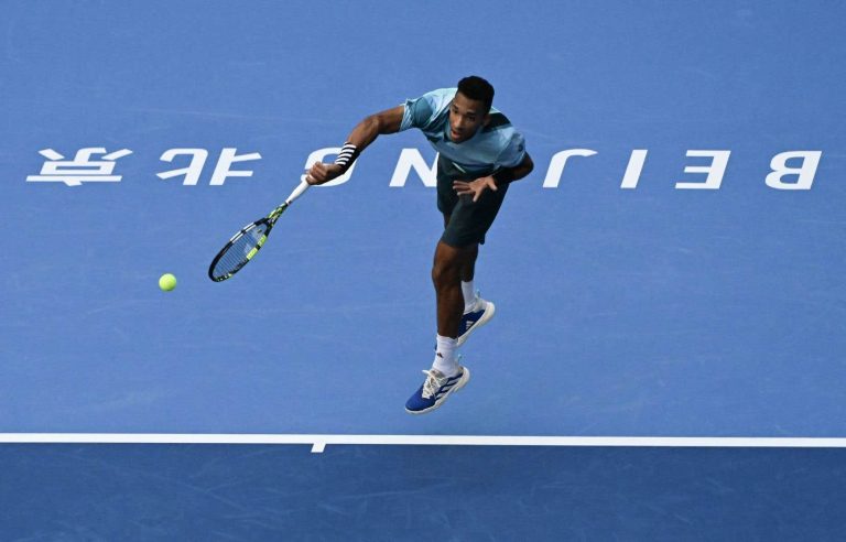 Auger-Aliassime and Fernandez are eliminated in Beijing