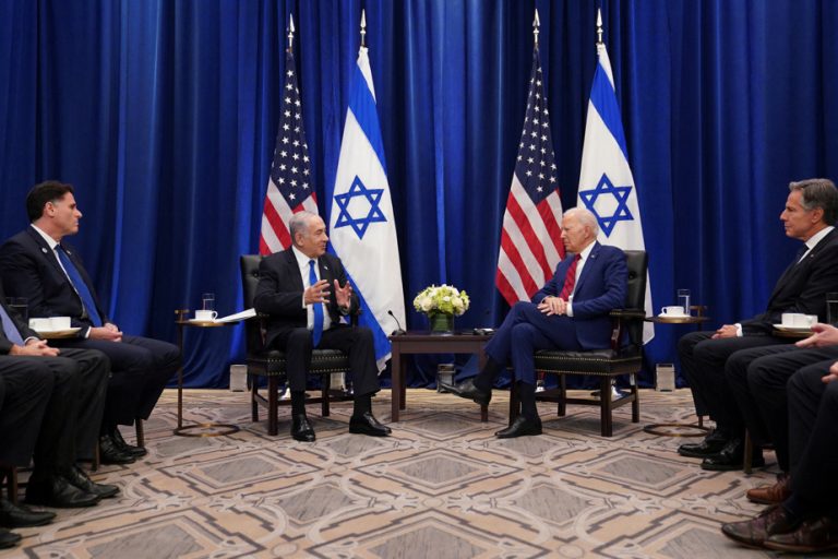 Biden and Netanyahu meet to discuss “difficult topics”