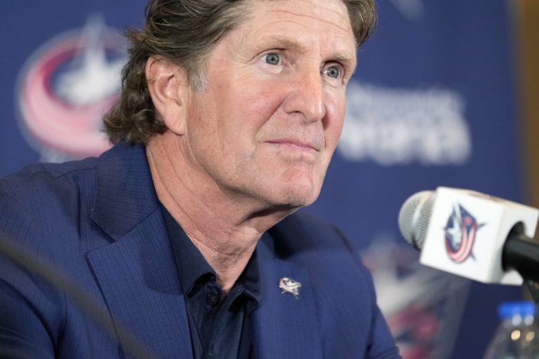 Blue Jackets |  NHLPA continues review of interactions between Mike Babcock and players