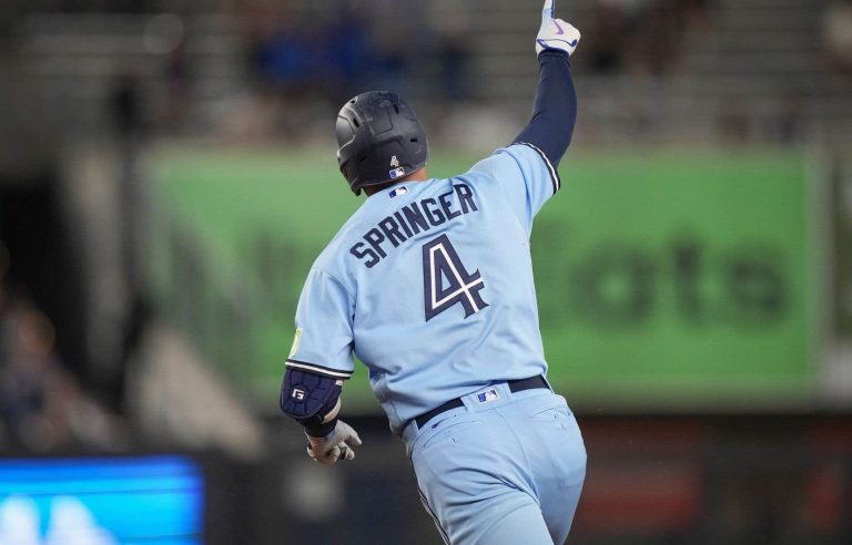 Blue Jays beat Yankees 7-1