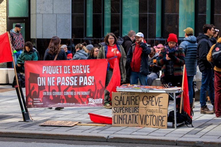 Canadians increasingly support striking workers