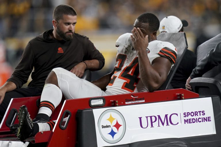 Cleveland Browns |  Nick Chubb will have surgery on his left knee