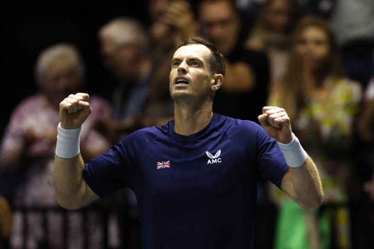 Davis Cup |  Andy Murray wins despite bereavement