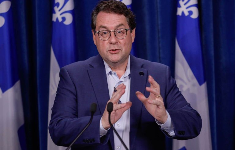 Drainville “obviously” knew his ministry’s directives on mixed toilets