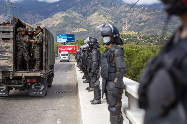 Drug trafficking |  Guatemala sends 2,000 soldiers to its border with Mexico