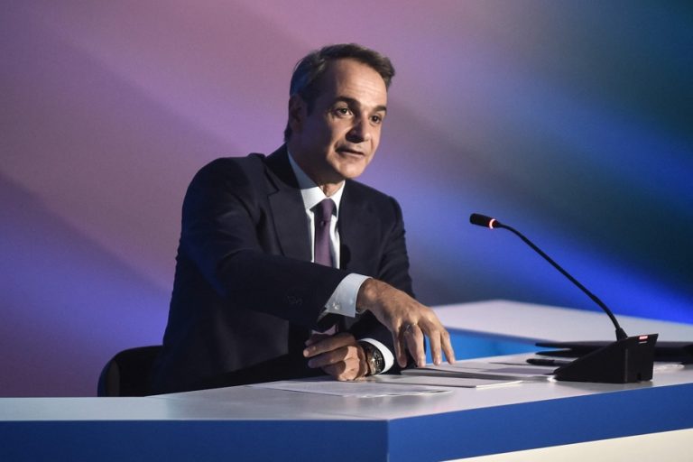 Floods and fires in Greece |  Assailed by criticism, Prime Minister Mitsotakis promises reforms