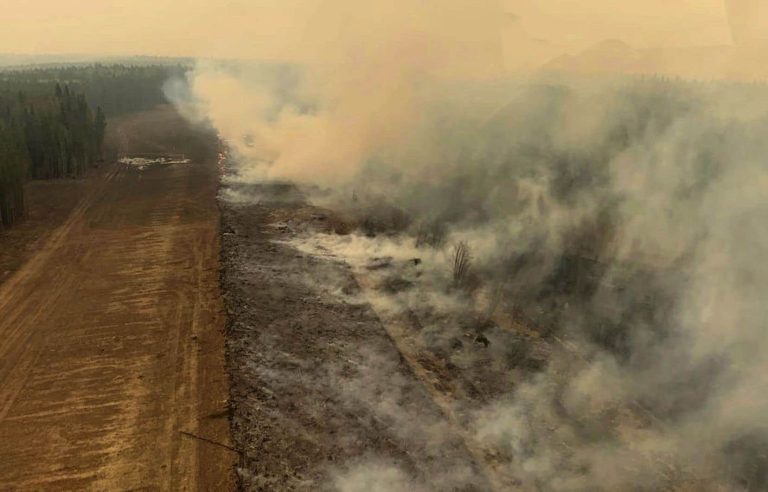 Greenlandic skies fogged by smoke from Canadian forest fires