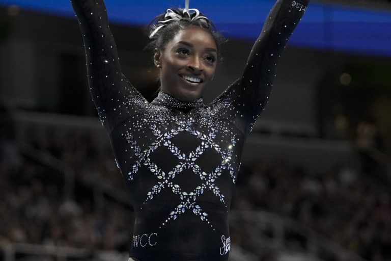 Gymnastics |  Simone Biles, first American to participate in six World Championships