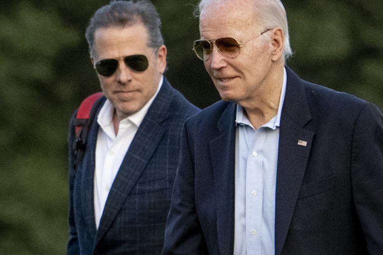 Hunter Biden’s Controversial Affairs |  Joe Biden alongside his son, whatever the cost