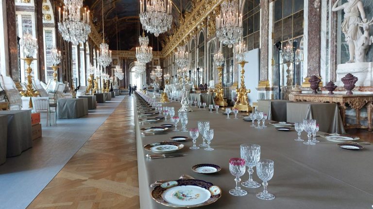 “It has to be wow! It’s France that we’re highlighting,” confides a maître d’hôtel before dinner at Versailles